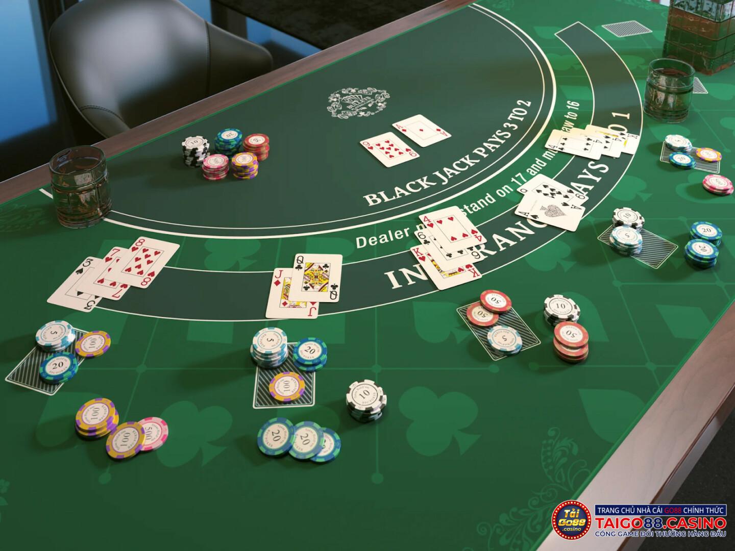 Blackjack casino là trò giải trí sử dụng bài để so điểm giữa nhà cái và người chơi